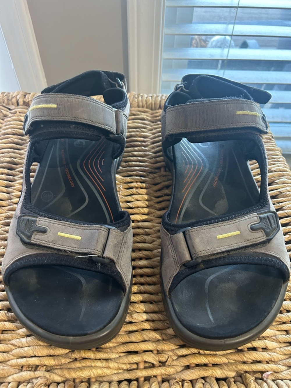 Ecco Men's Off-road Yucatan Outdoor Adventure Hiking Sandal Size 45 (11.5-12)
